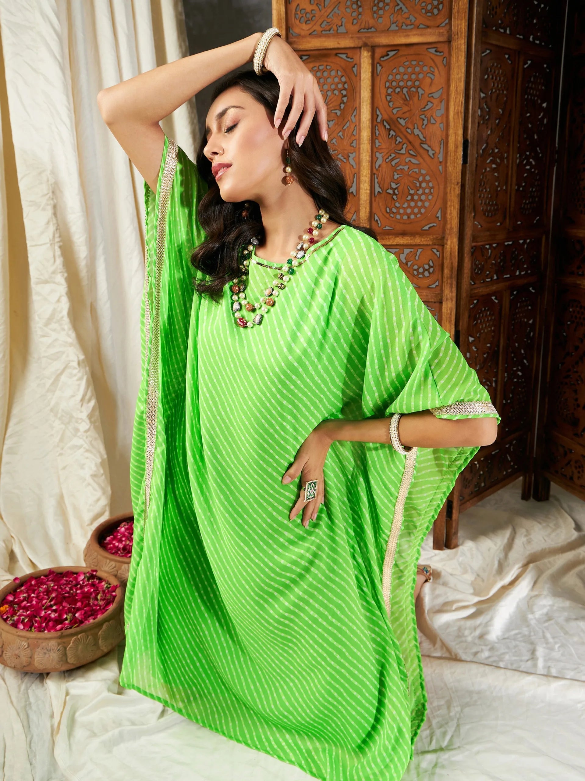 Women Green Lehariya Kaftan With Slip