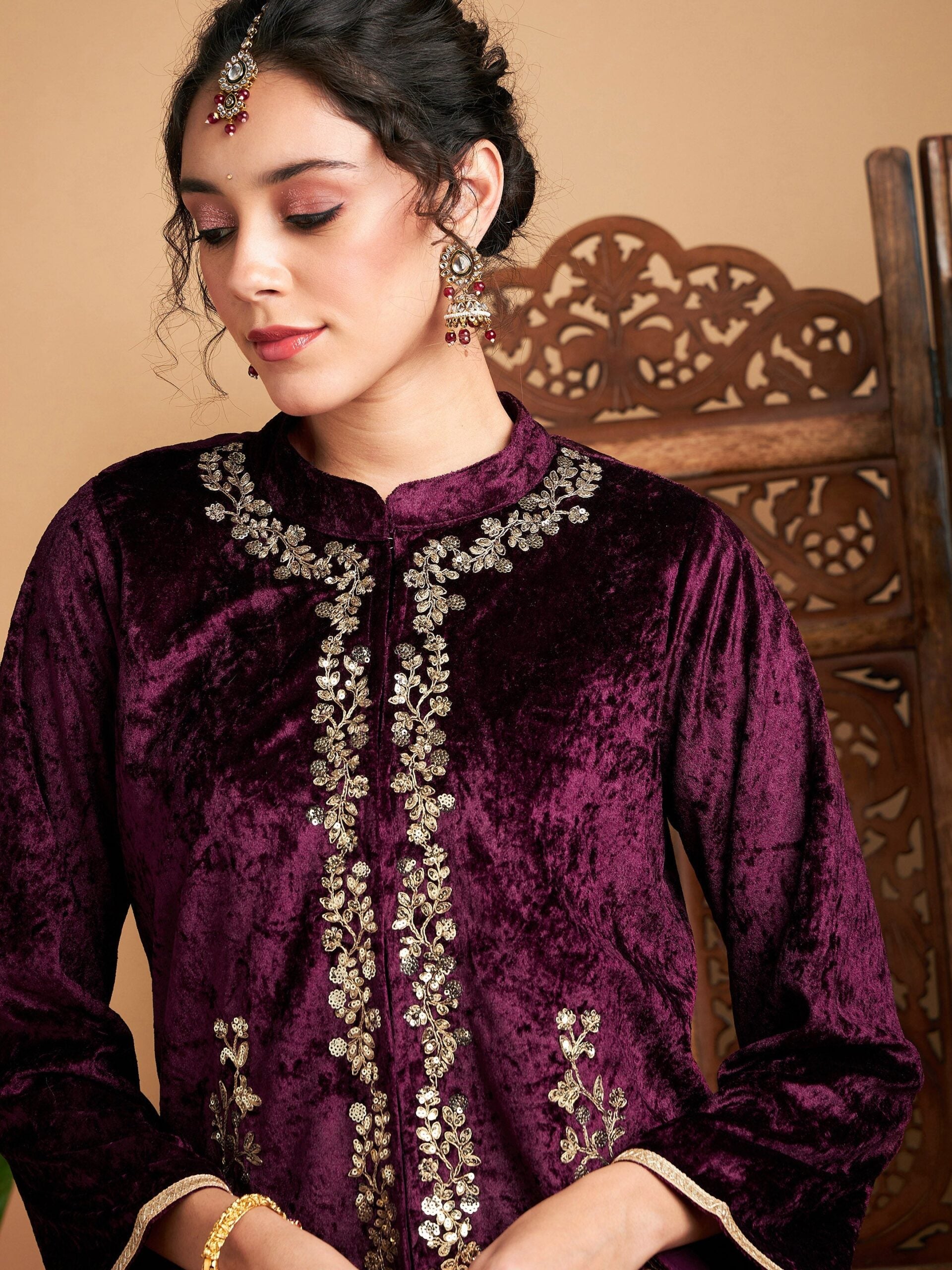 Women Purple Velvet Embroidered Jacket