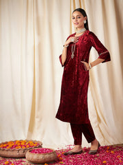 Women Maroon Velvet Pocket Embroidery Straight Kurta