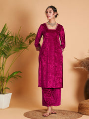 Women Fuchsia Velvet Straight Kurta