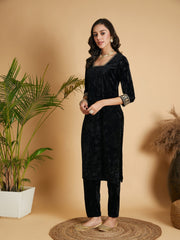 Women Black Velvet Straight Kurta