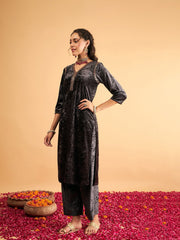 Women Grey Velvet Embroidered Straight Kurta