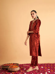 Women Rust Velvet Embroidered Straight Kurta