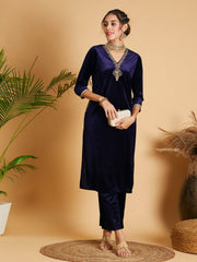 Women Navy Velvet Embroidered Pocket Straight Kurta