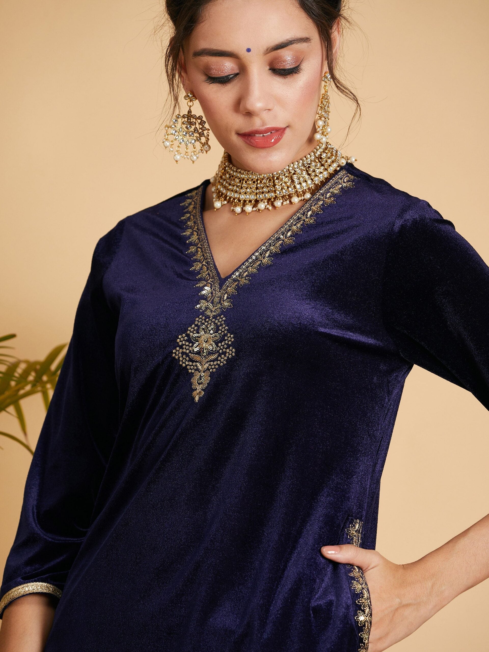 Women Navy Velvet Embroidered Pocket Straight Kurta