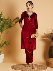 Women Maroon Velvet Embroidered Pocket Straight Kurta