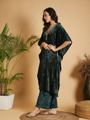 Women Emerald Velvet Kaftan Kurta