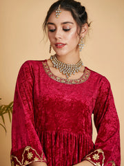 Women Fuchsia Velvet Embroidered Gathered Kurta