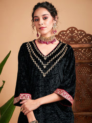 Women Black Velvet Embroidered Yoke Straight Kurta