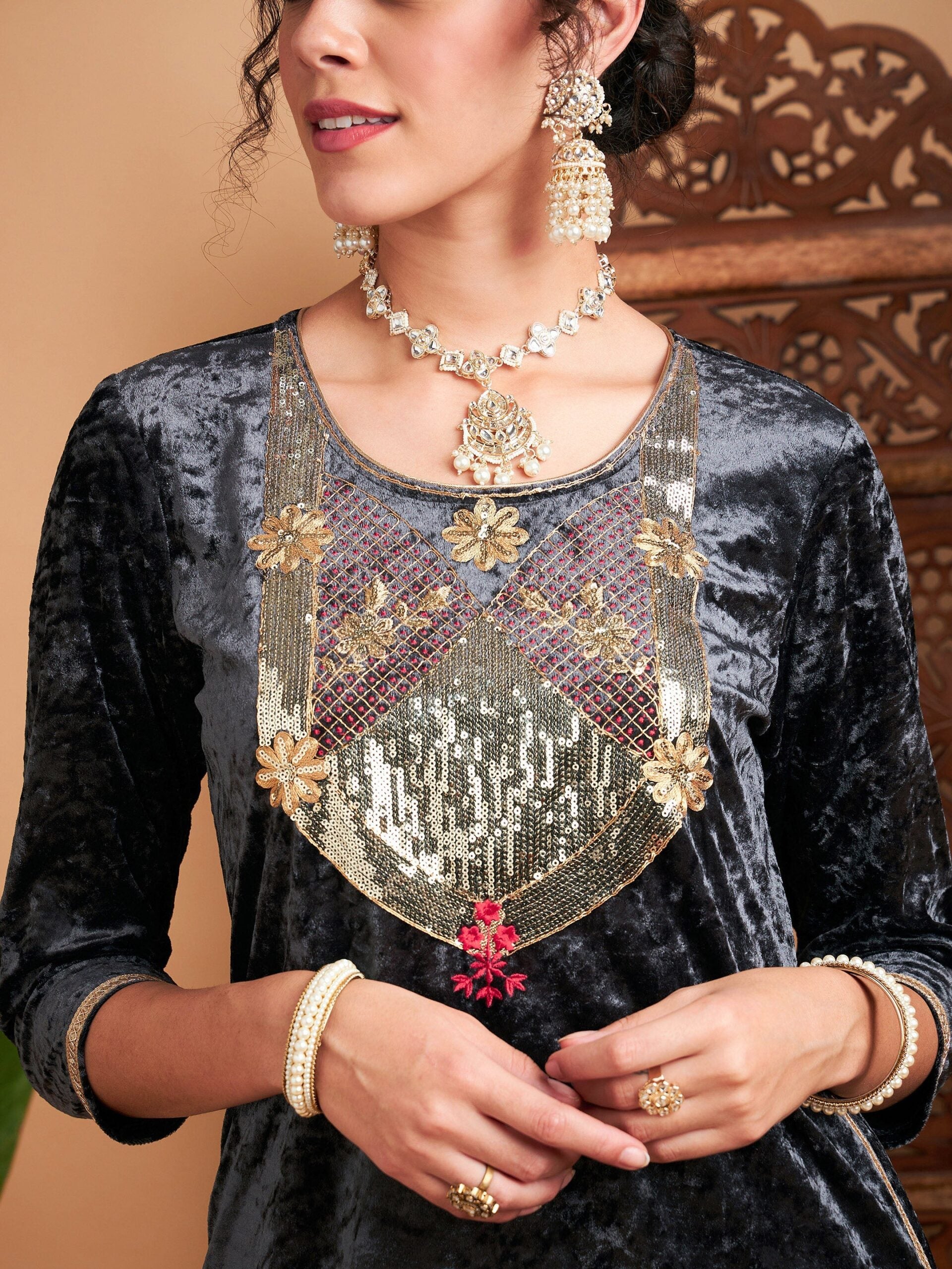 Women Grey Velvet Sequin Embroidered Straight Kurta