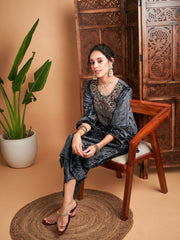 Women Grey Velvet Embroidered Straight Kurta