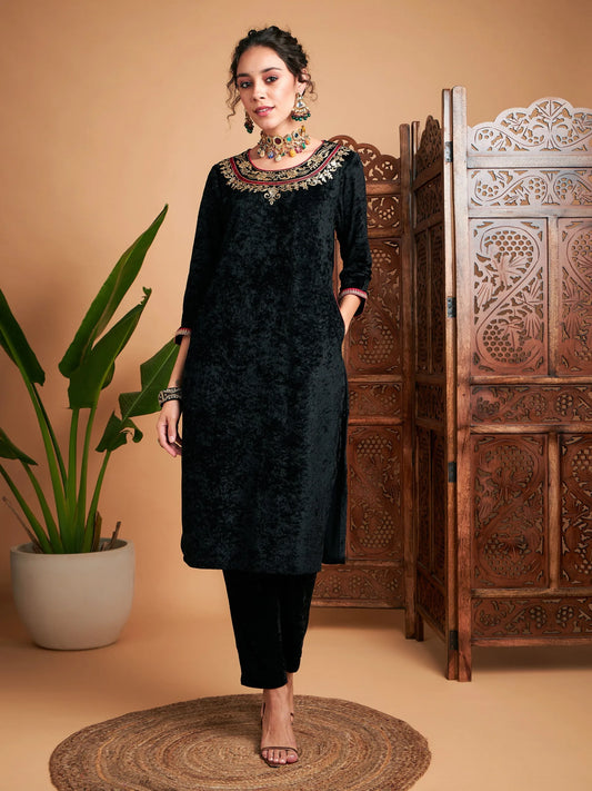 Women Black Velvet Side Pocket Embroidered Straight Kurta