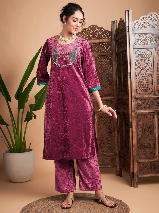 Women Pink Velvet Yoke Embroidered Straight Kurta