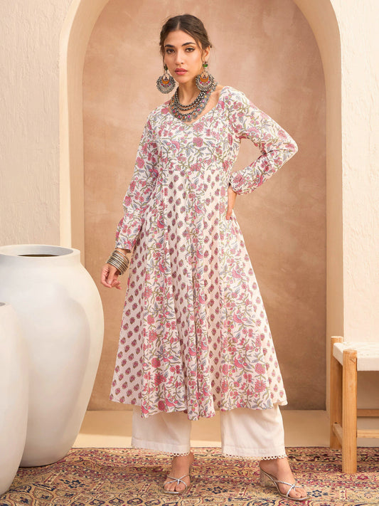 Women White Floral Sweetheart Neck Anarkali Kurta