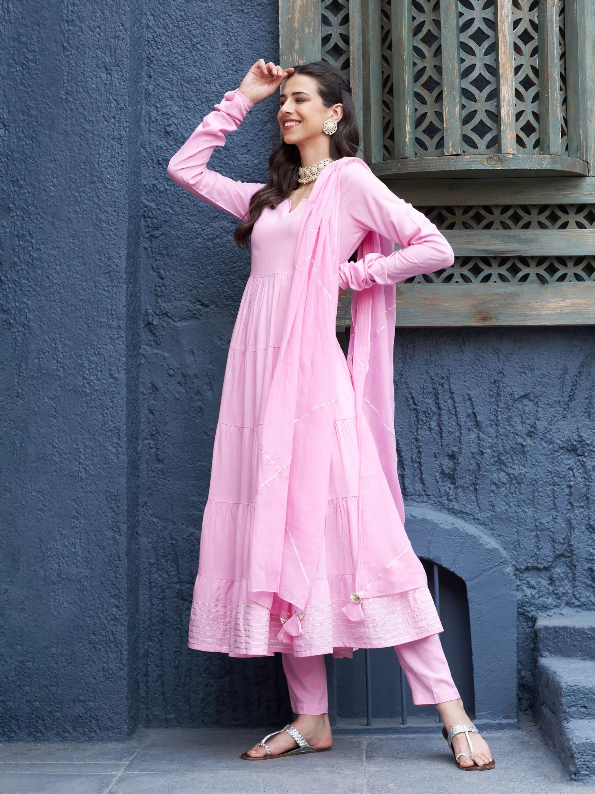 Women Pink Tiered Kurta Set With Gota Dupatta