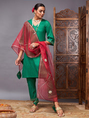 Women Green Kurta Set With Maroon Organza Dupatta