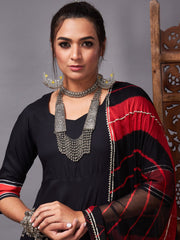 Women Black Kurta Set With Red Lehariya Dupatta