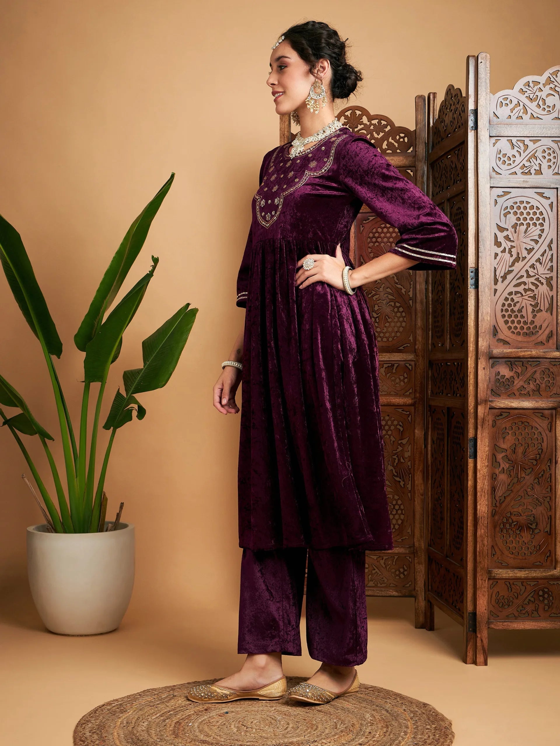 Women Purple Velvet Embroidered Gathered Kurta With Pants