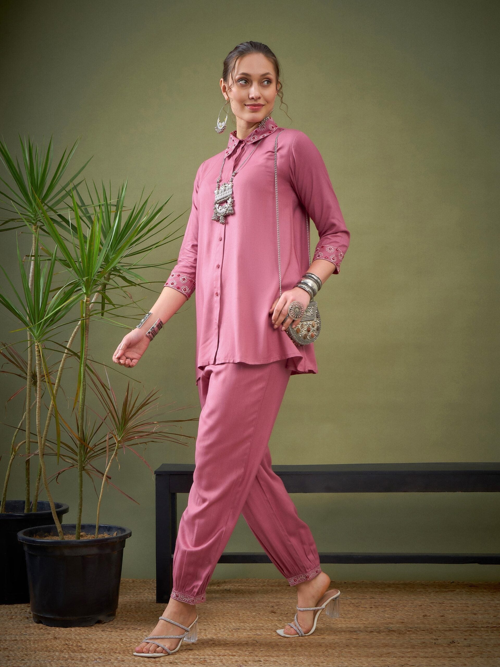 Women Pink Sleeves & Collar Embroidered Shirt With Cuff Pants