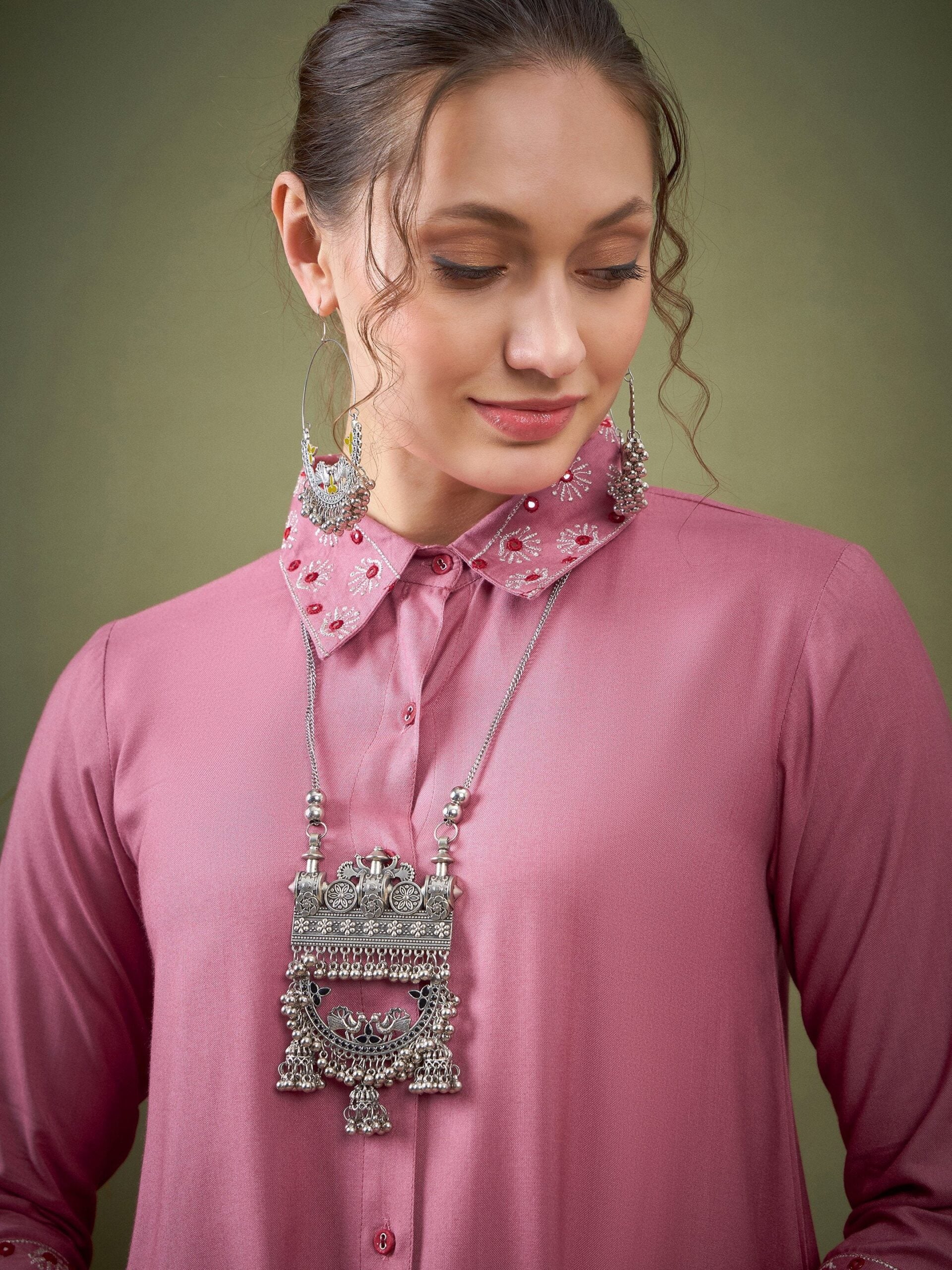 Women Pink Sleeves & Collar Embroidered Shirt With Cuff Pants