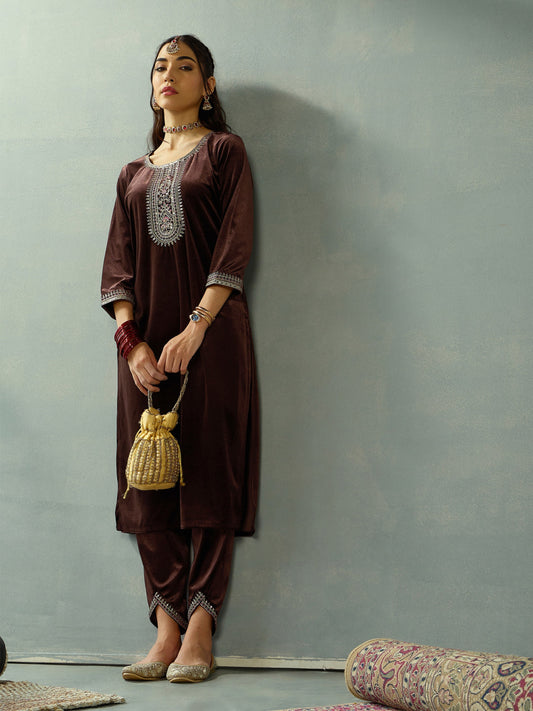 Women Brown Velvet Embroidered Kurta With Tulip Pants