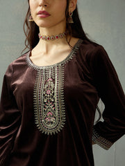 Women Brown Velvet Embroidered Kurta With Tulip Pants