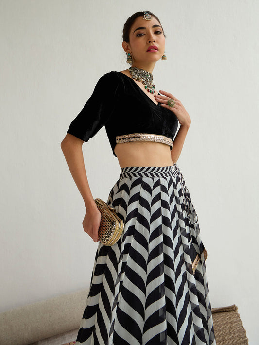 Women Black Velvet Short Sleeves Crop Top With Anarkali Skirt