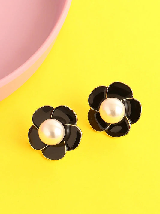 Gold Plated Casual Pearls Stud