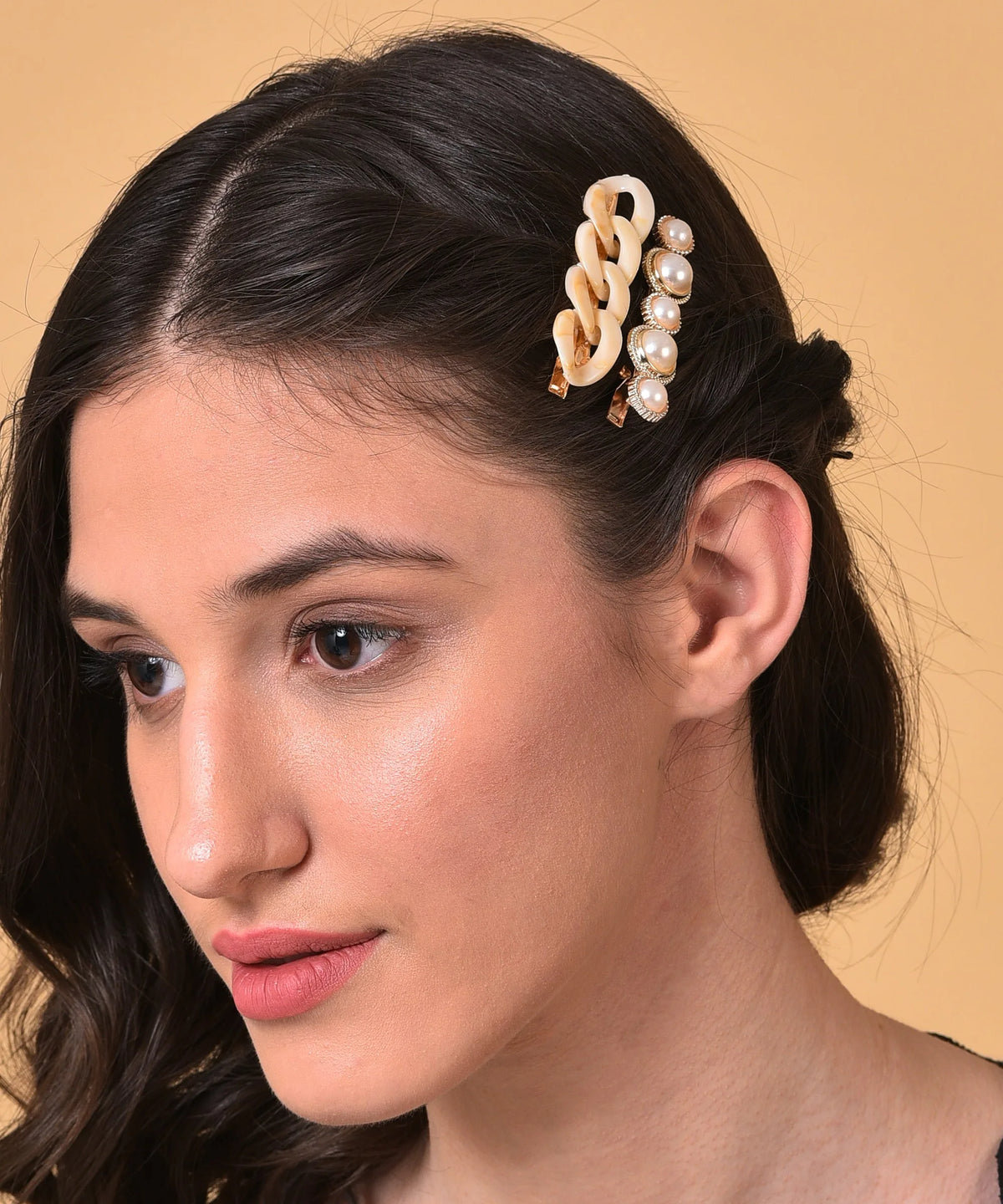 Pack of 2 Gold Plated Pearls Hair Pin