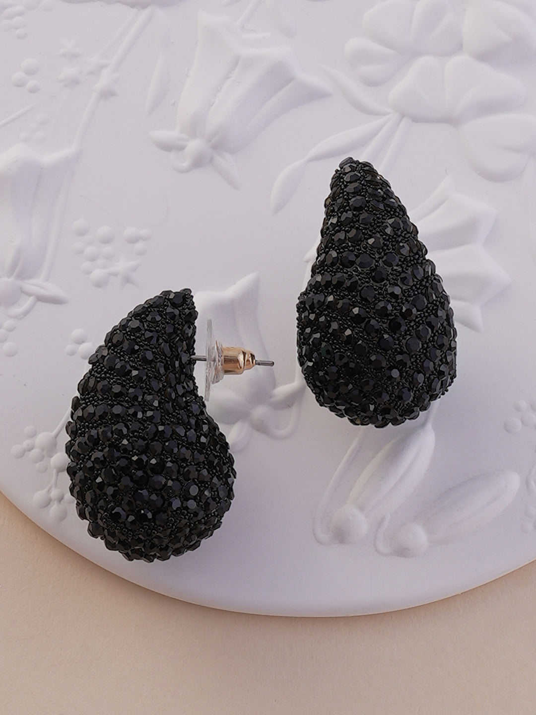 The Medium Cristal Teardrop Stud Earrings Onyx Black Sohier8967