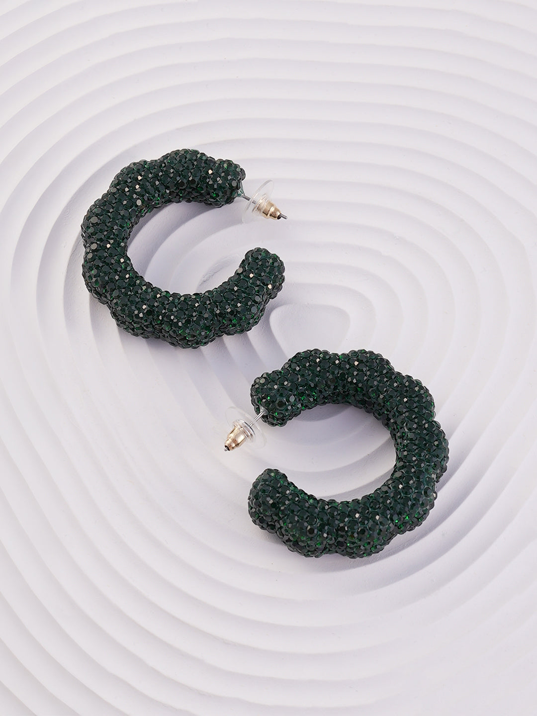 The Jingle Hoop Earrings Emerald Green Sohier8976