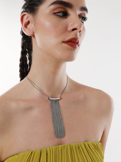 The Hanging Chain Bar Lariat Necklace  Metallic SilverSOHINC6056