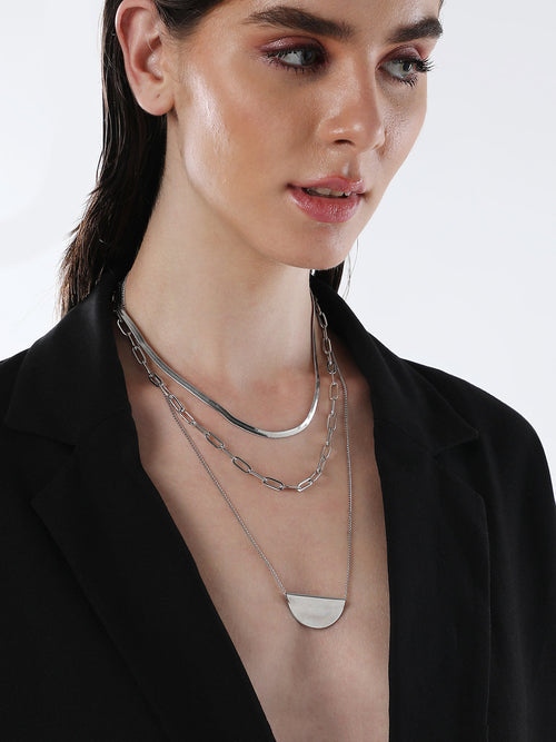 The Curve Chainlink MultiLayer Necklace  Metallic SilverSOHINC6067