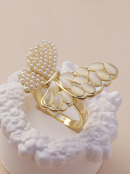 The Butterfly Dreams Statement Ring  Daisy WhiteSOHIRG6117