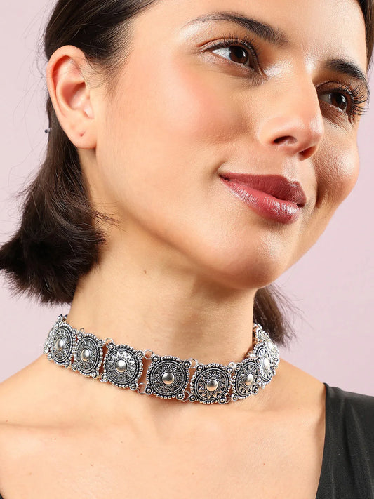 Silver Plated Rhinestones Necklace