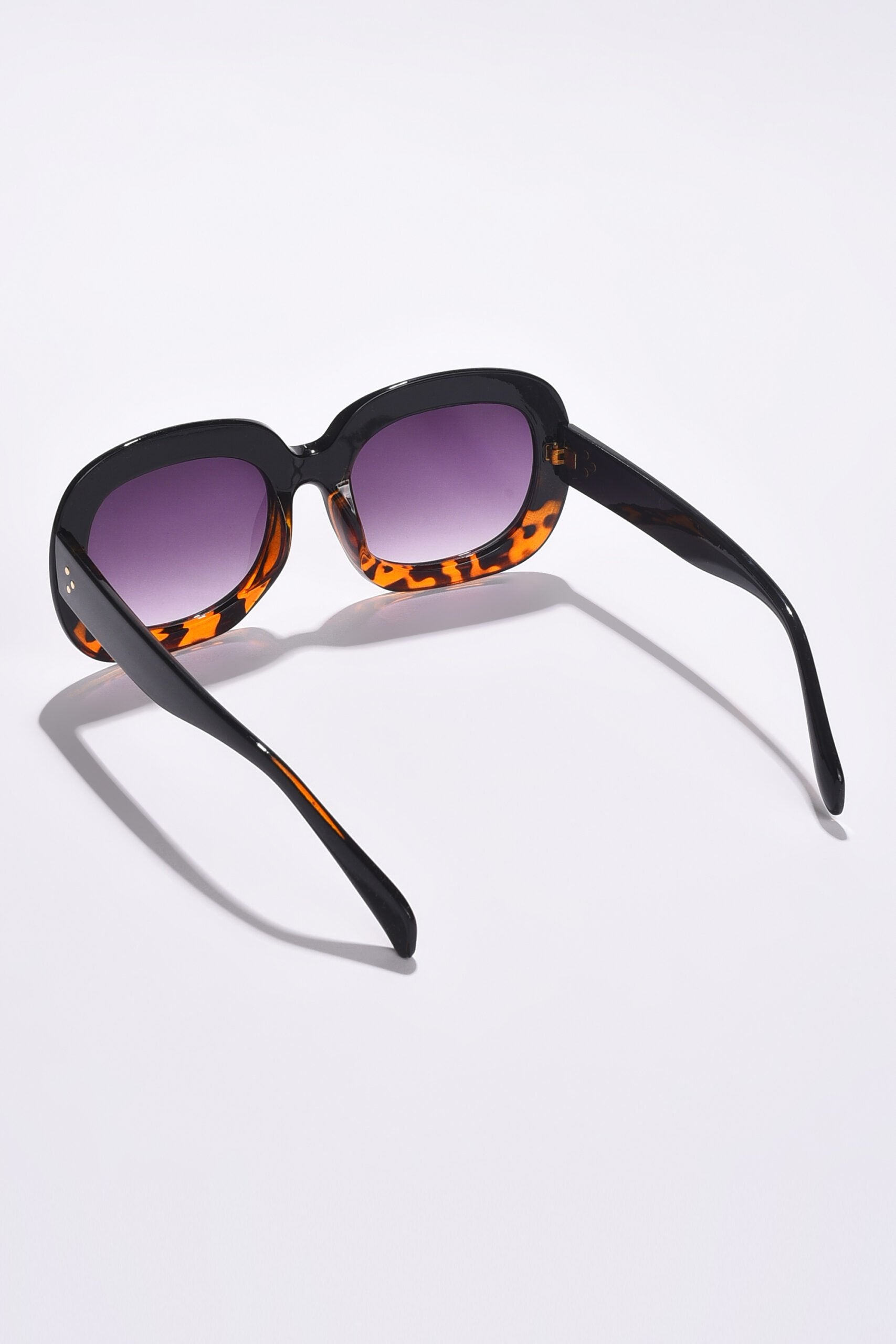 Women Purple Lens Black Wayfarer Sunglasses