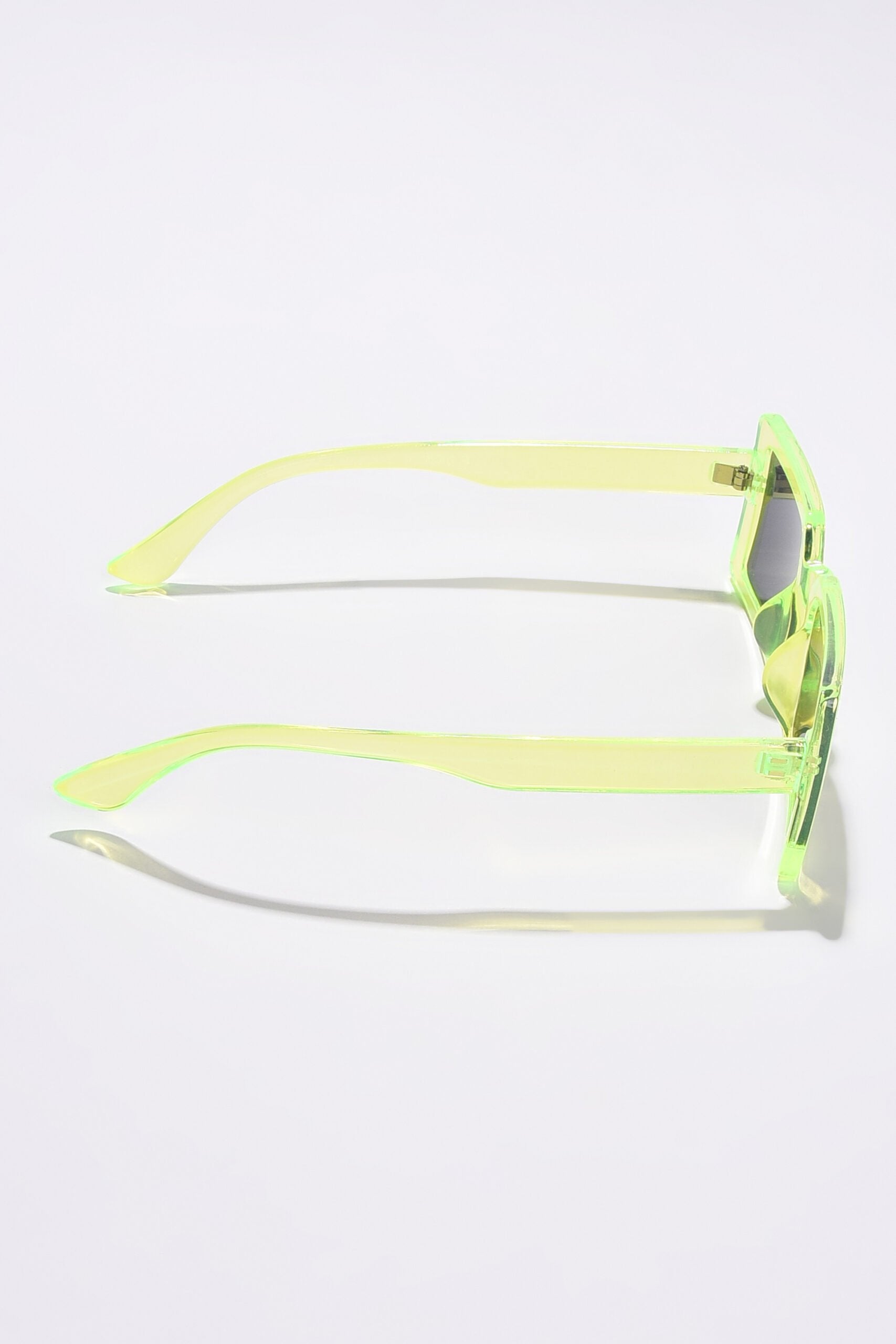 Women Black Lens Green Sports Sunglasses