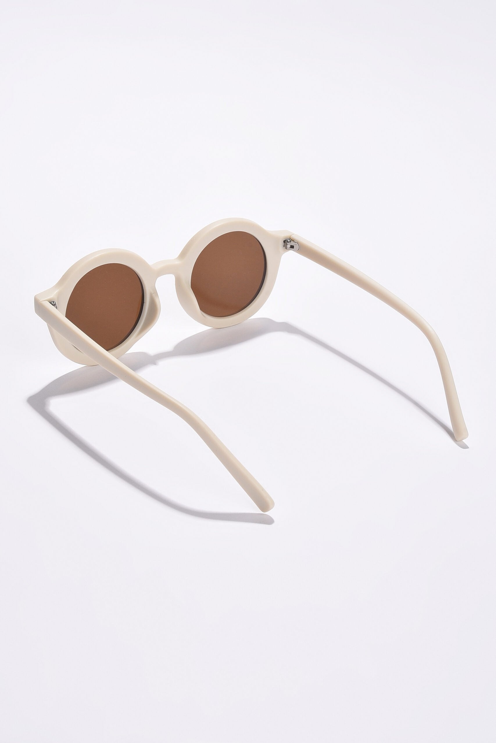 Women Brown Lens White Oval Sunglasses