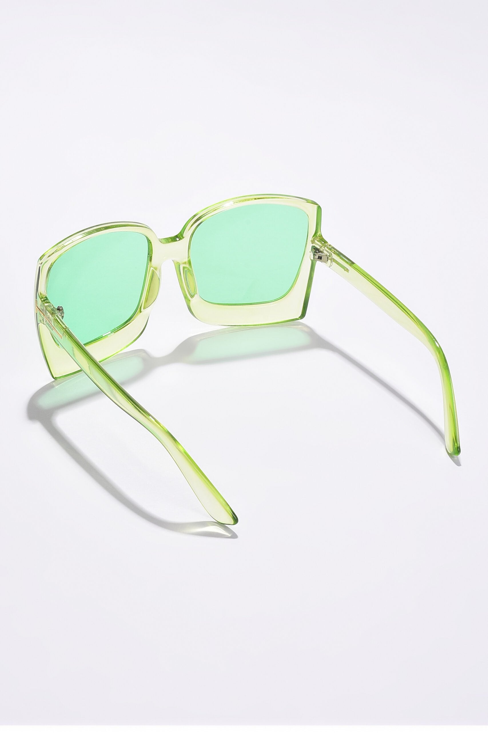 Women Green Lens Green Oversized Sunglasses