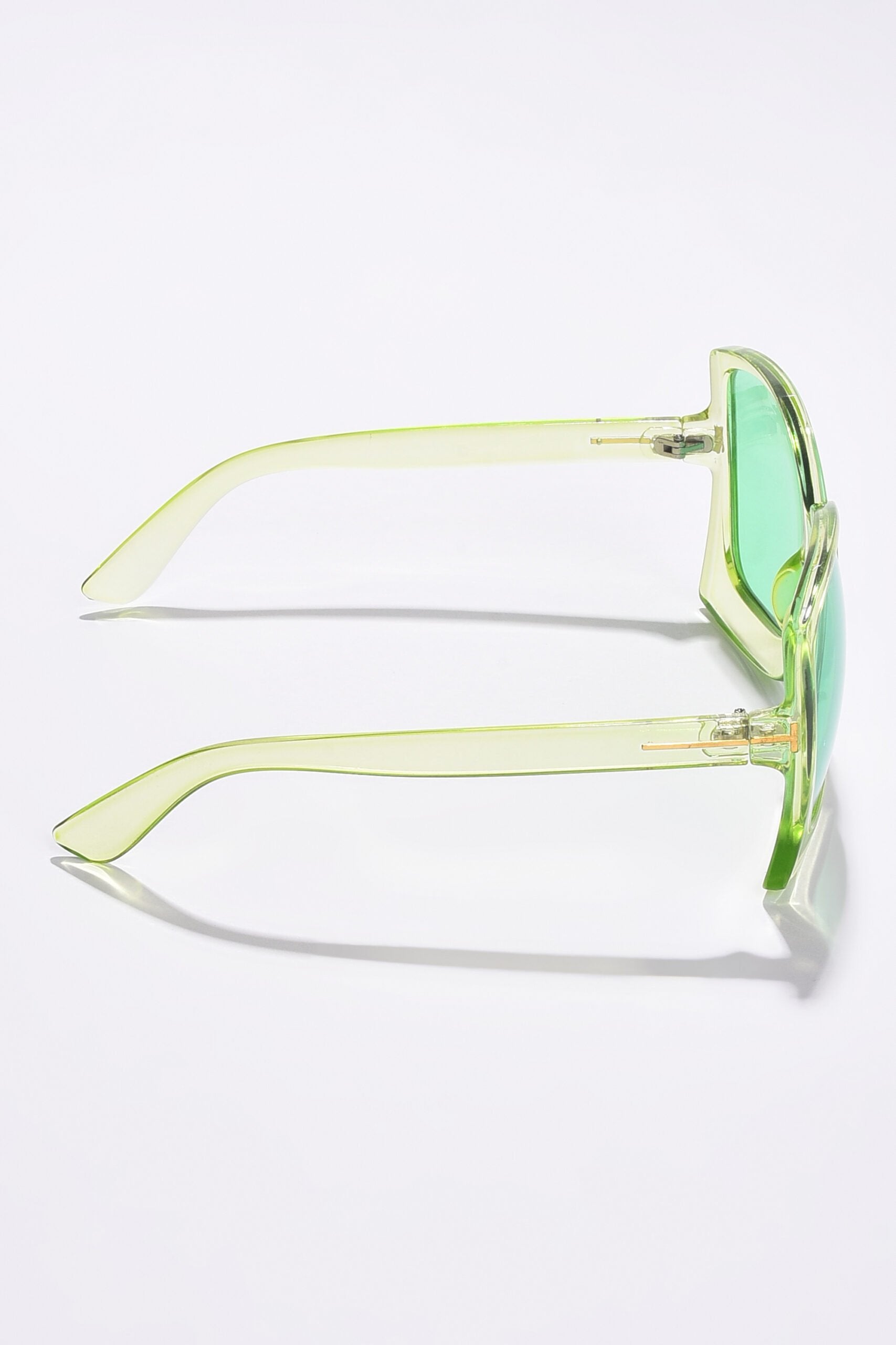 Women Green Lens Green Oversized Sunglasses