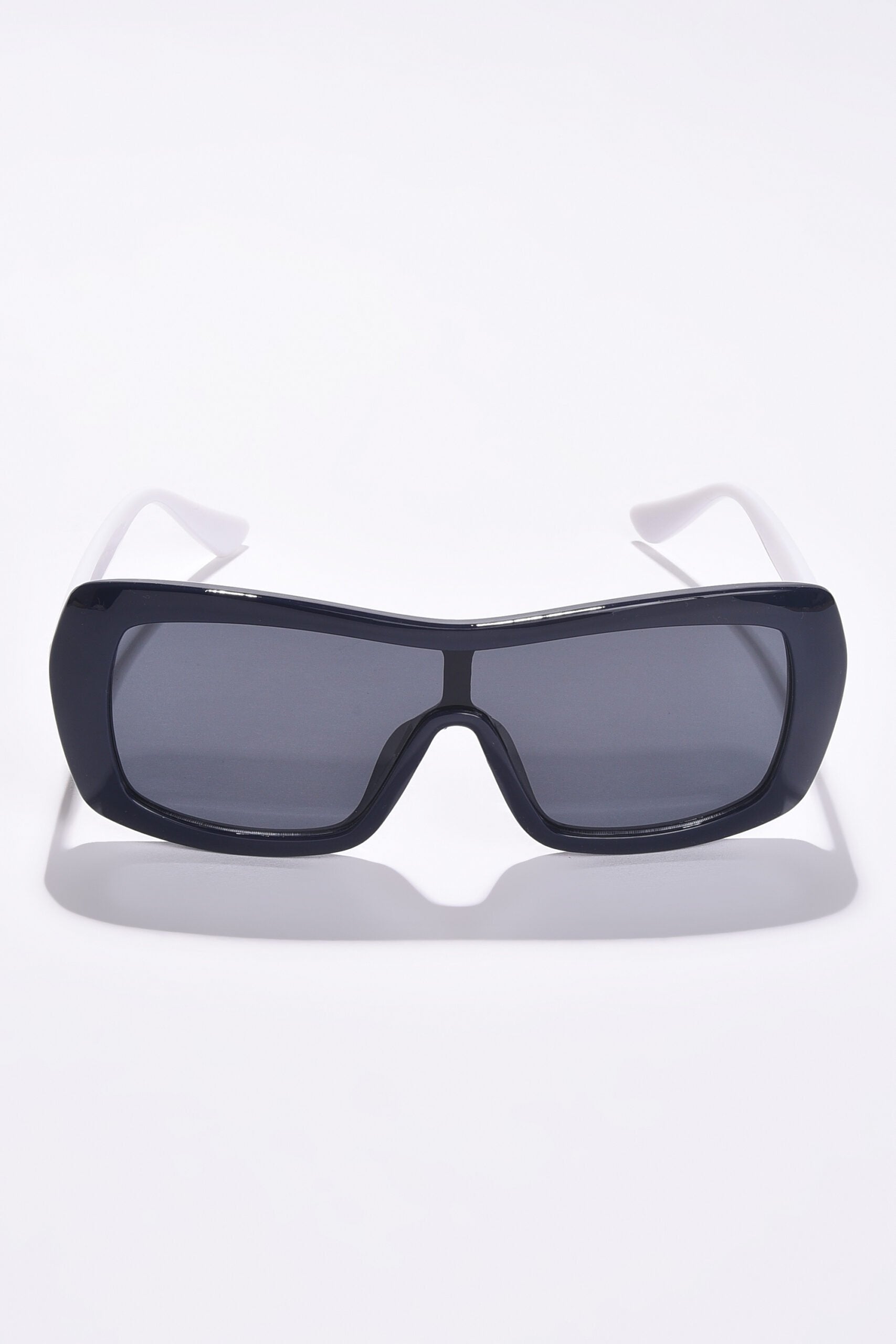 Women Black Lens Black Oversized Sunglasses