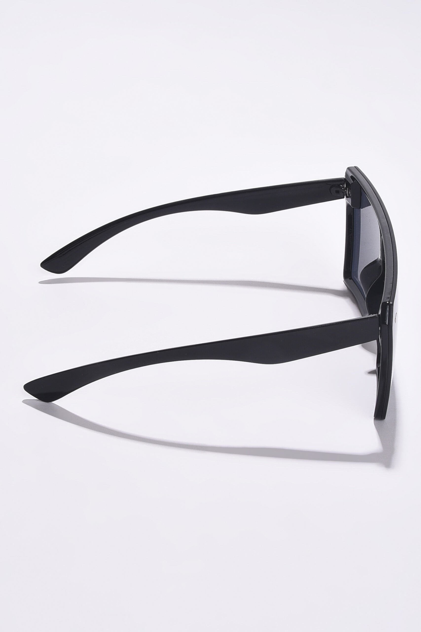 Women Black Lens Black Oversized Sunglasses