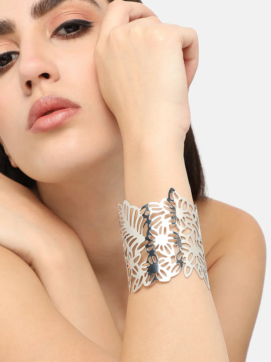 Silver Plated Designer Stone Party Bracelet For Women