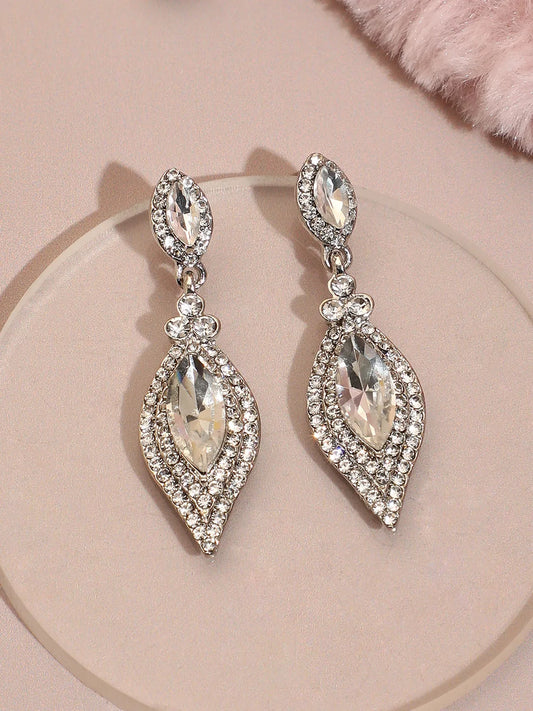 Silver Plated Designer Stone Party Drop Earring