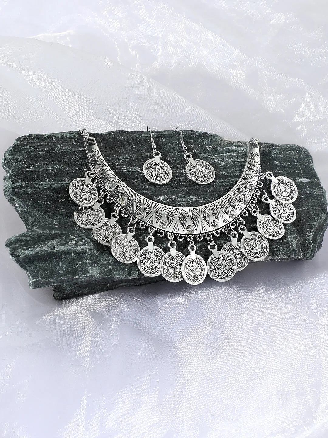 Silver Plated Designer Stone Party Necklace and Earring Set