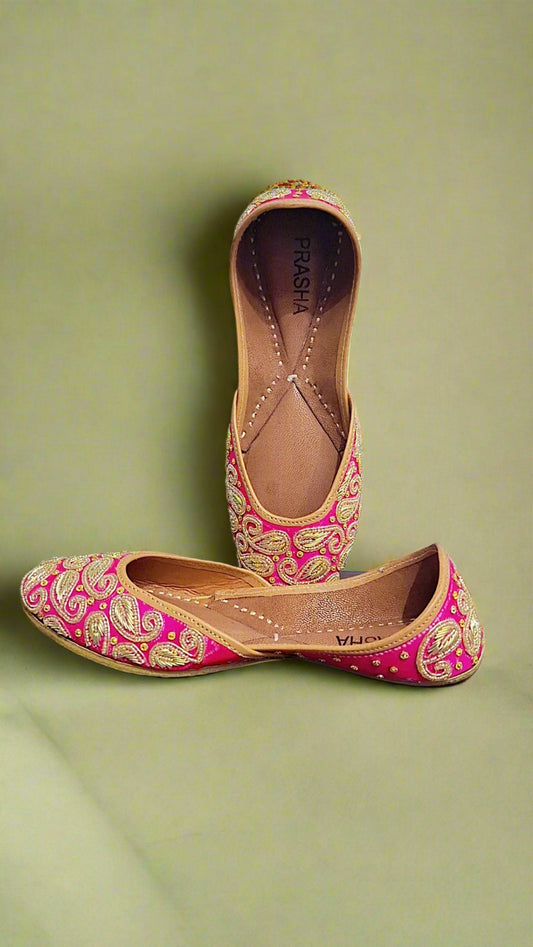 Pink and Golden Jutti