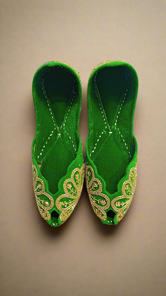 Green and Golden Velvet Jutti