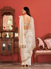 White colored designer saree with dupatta which can be draped multiple ways