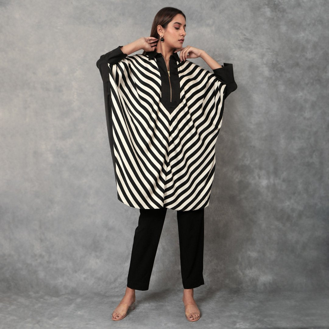 Diagonal striped kaftan