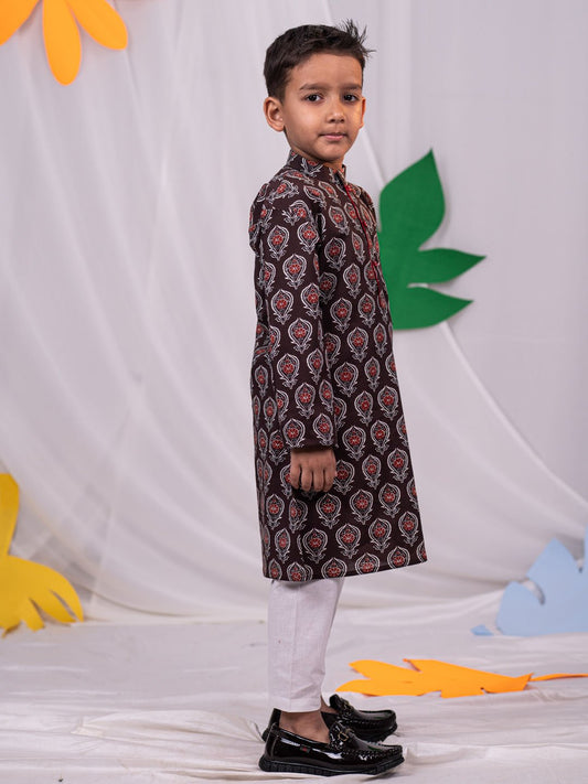 Boys' Coffee And White Kurta Pyjama Set